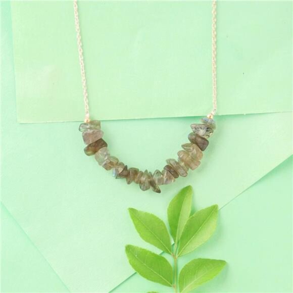 🌙 Labradorite Chakra Necklace | Intuition & Protection Crystal | Spiritual - Picture 3 of 5